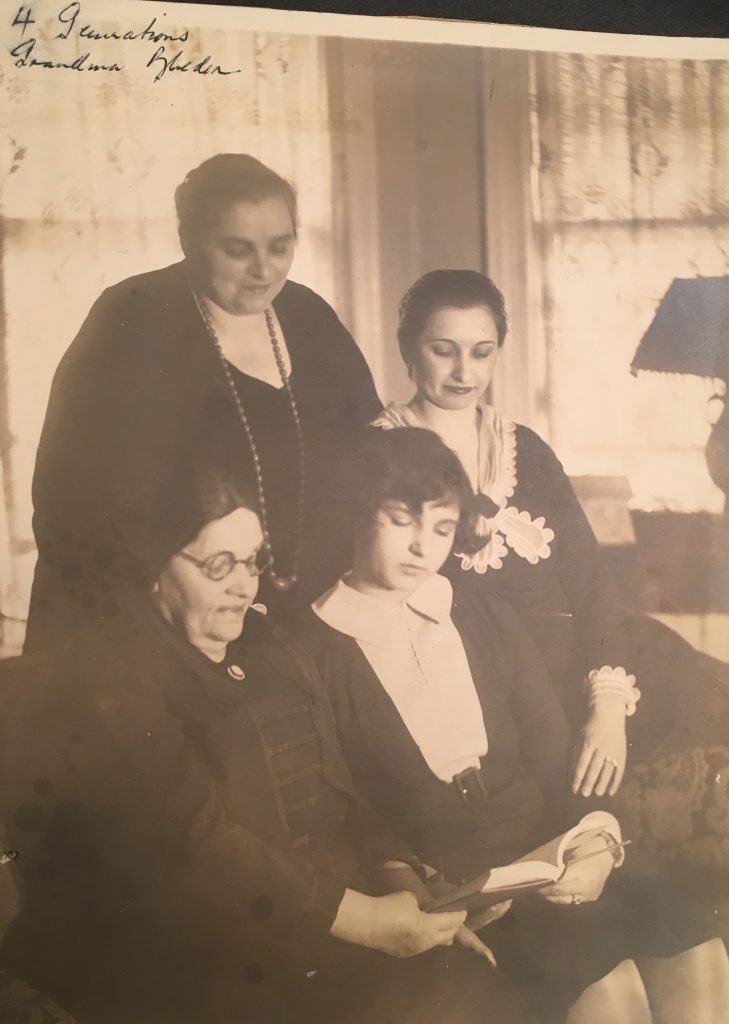 4 Generations of Blieden Women
