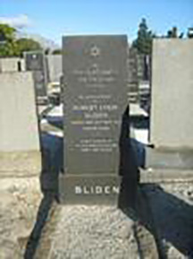 Gravestone of Robert Louis Bliden in South Africa