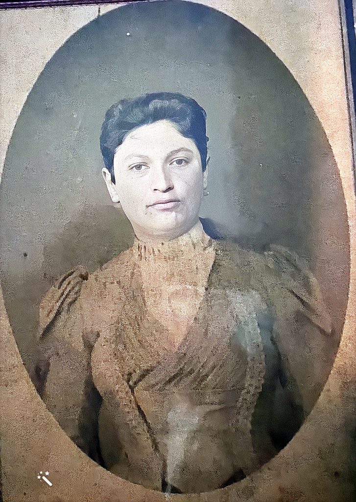 Sarah Vinekur